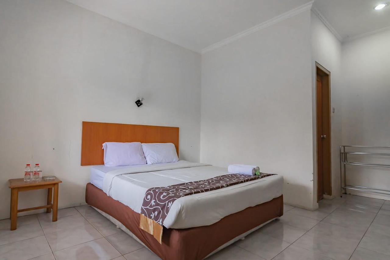 Hotel Puspa Sari Redpartner Ciater Buitenkant foto