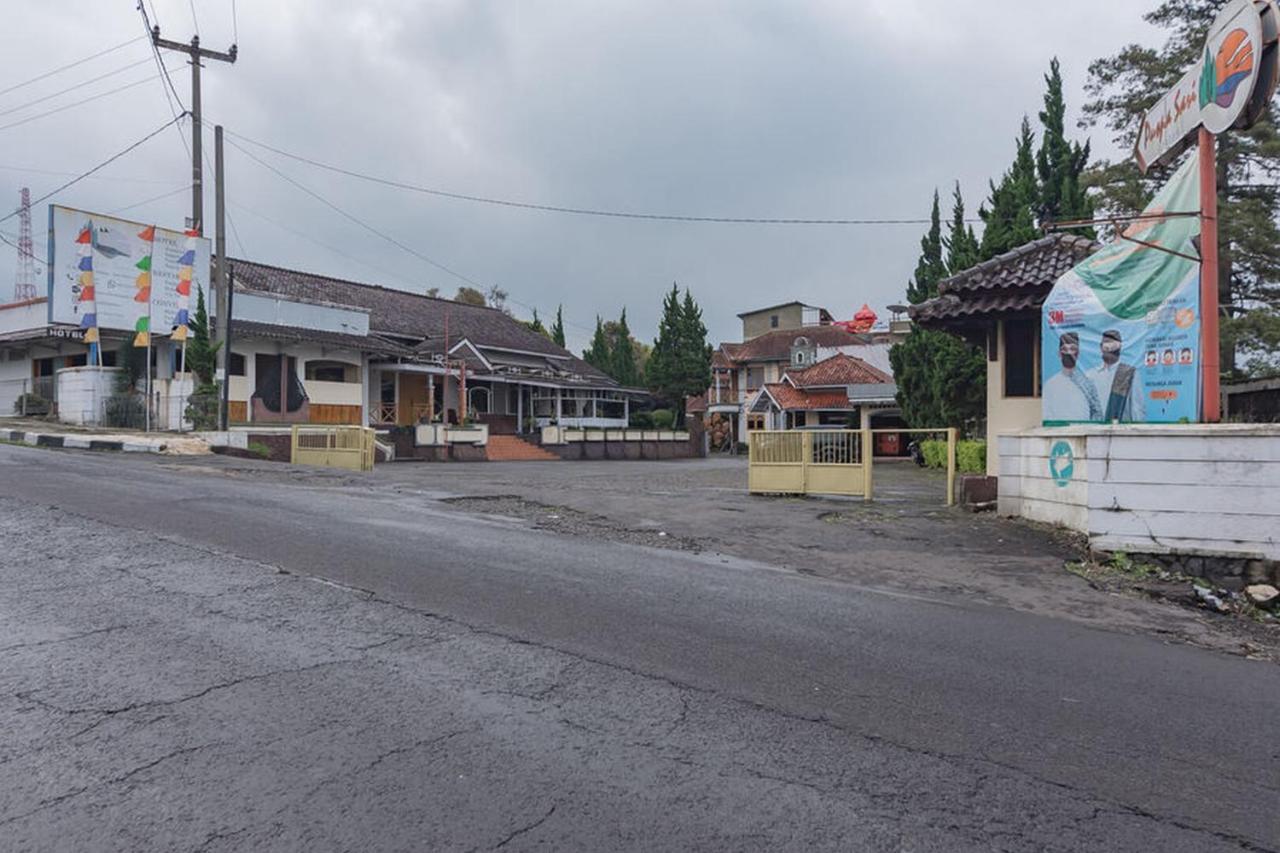 Hotel Puspa Sari Redpartner Ciater Buitenkant foto